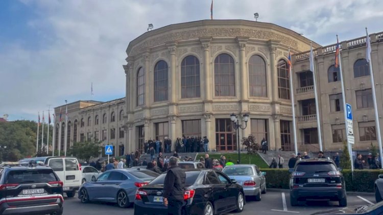 Ermənistanda etiraz aksiyalarından sonra daha bir neçə nəfər saxlanıldı