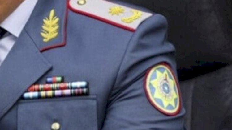 Gömrük generalının qardaşı ölkədən külli miqdarda pul çıxarıb...