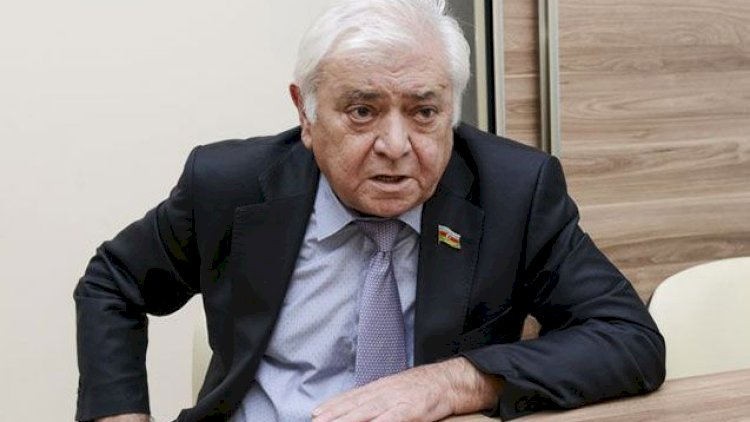 “Onlayn mediada bir yazı verilir, “yuxarı”dan zəng gəlir ki, bunu çıxart...”