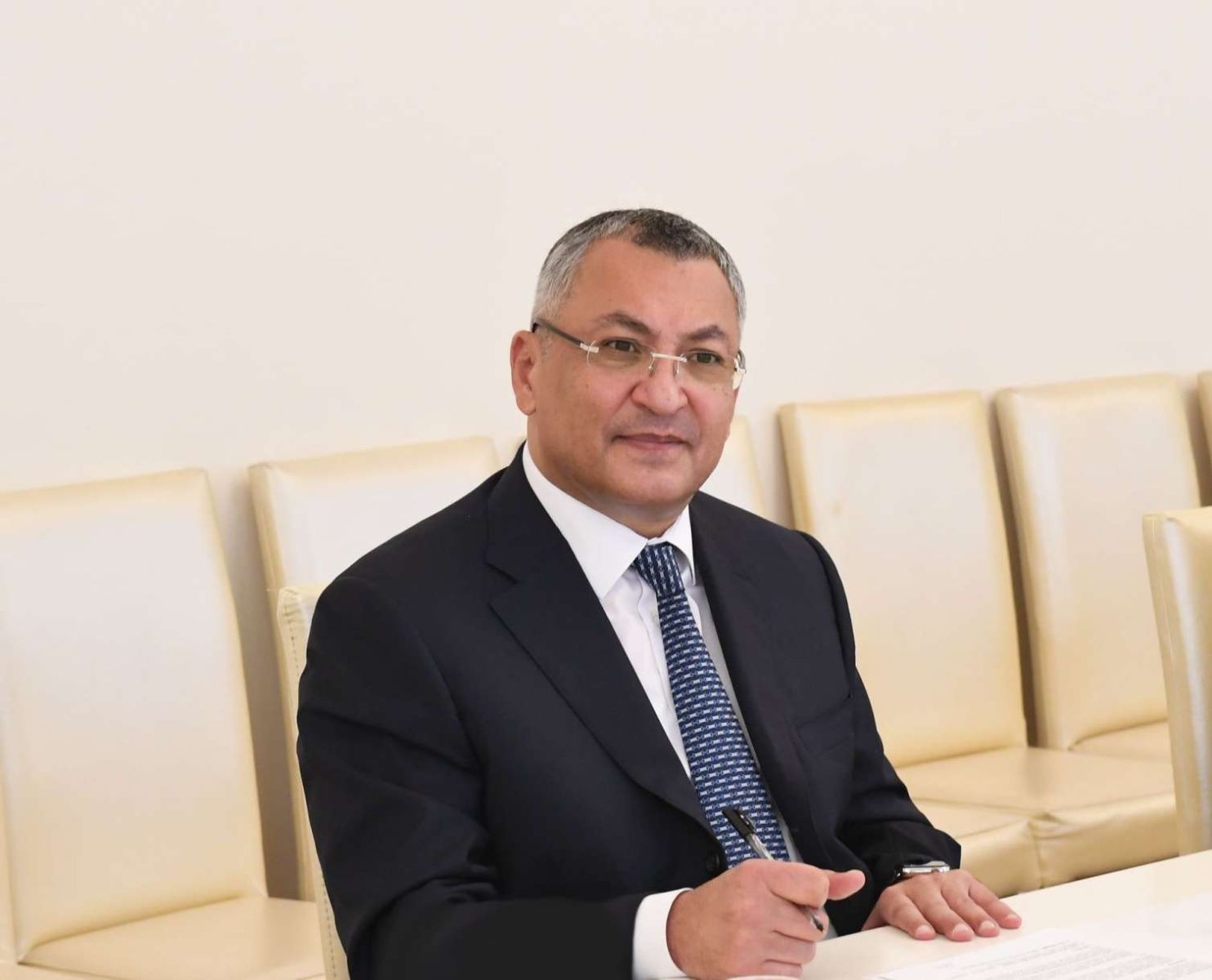 MƏCBURİ KÖÇKÜNDƏN 