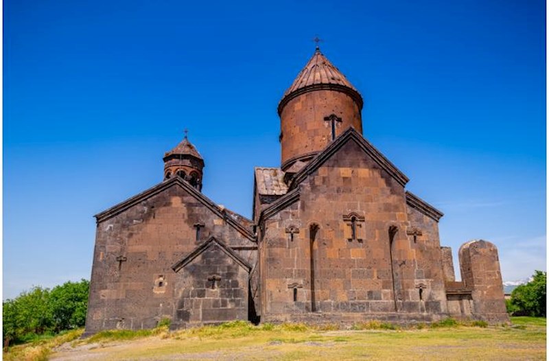 Ermənistanda daha bir keşiş saxlanıldı