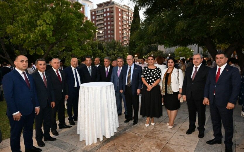Bakıda Türkiyənin Zəfər bayramı və Silahlı Qüvvələr Günü qeyd edildi - Foto