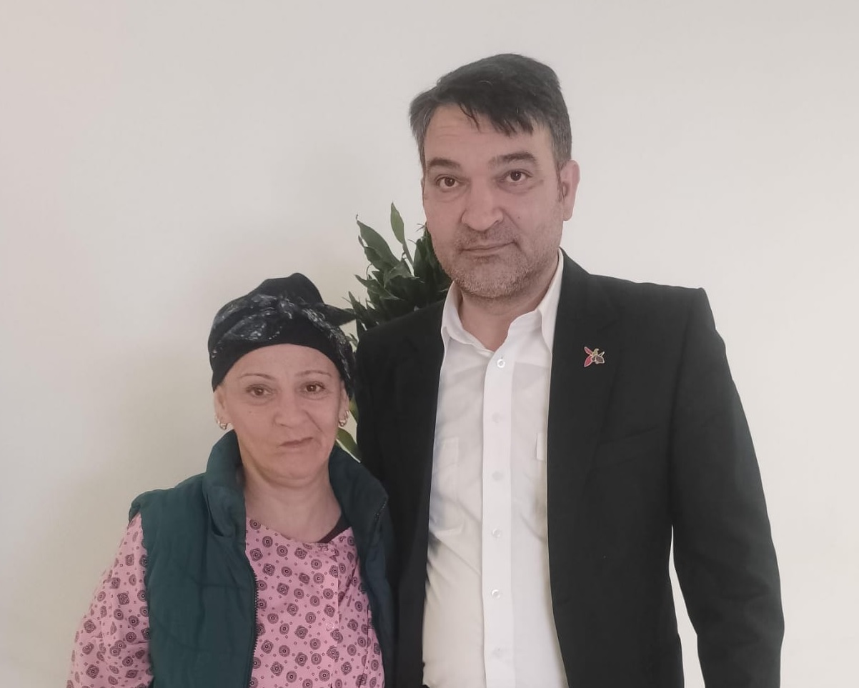 Şəhid anasının “diqqətdən kənarda qaldığı” haqda iddialara rəsmi qurumlardan REAKSİYA