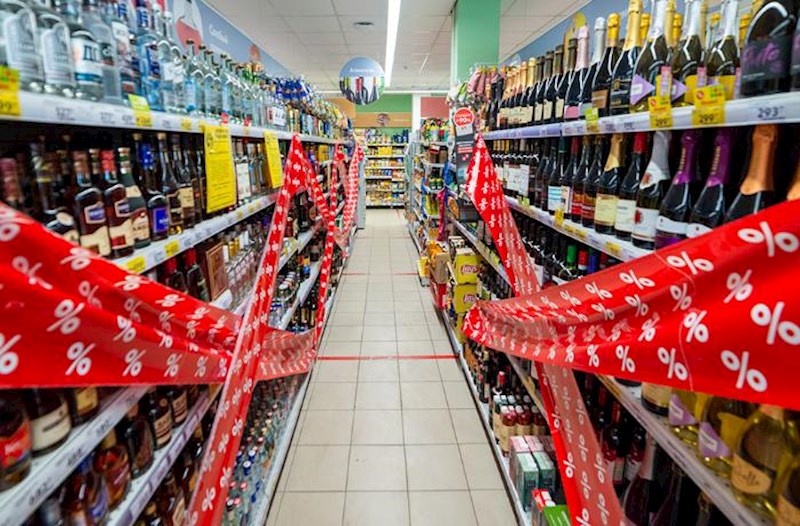 Altayda həftə sonları və bayram günləri spirtli içkilər satılmayacaq