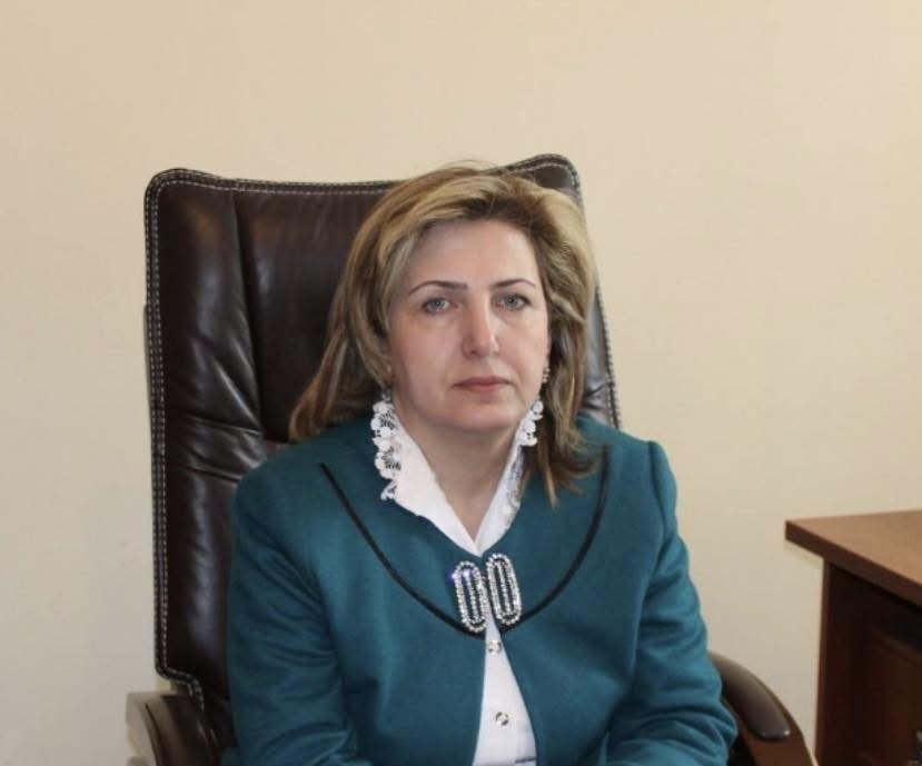 Rüşvət vermədiyi üçün attestat ala bilmədi - ŞİKAYƏT / FOTO