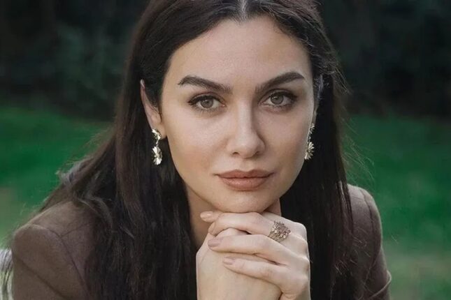 “Həyatım boyu başımı aşağı salacaq bir şey etməmişəm” – Narkotikə görə saxlanılan aktrisadan açıqlama