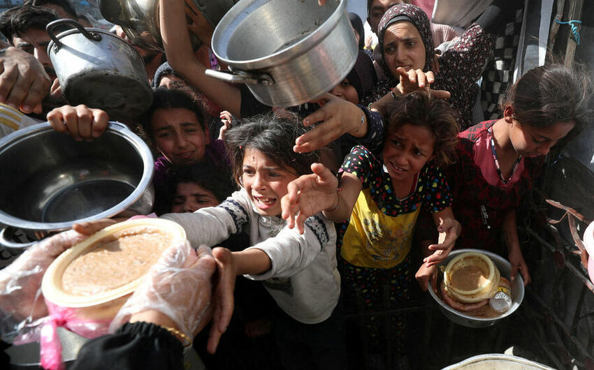 Aİ İsraili Qəzza zolağının blokadasını ləğv etməyə çağırdı