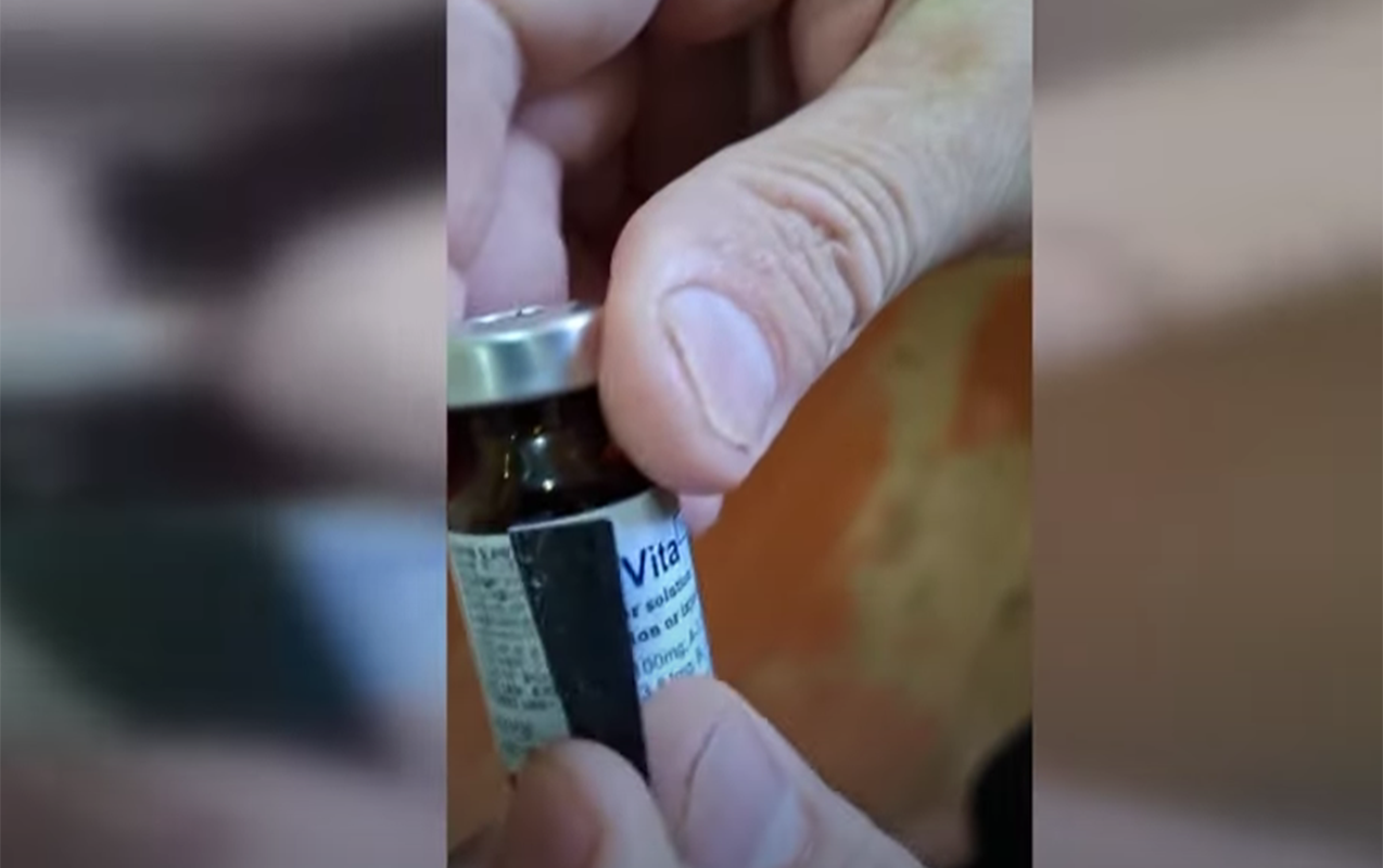 Bakıda köhnə dərman yeni etiketlə satılıb? - Video