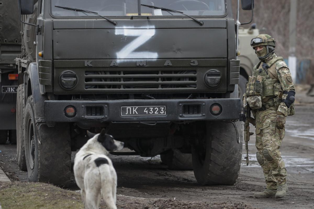Yardımlar azaldı, bəzi hərbi əməliyyatlar dayandırıldı - Ukrayna strateji dəyişikliyə gedir