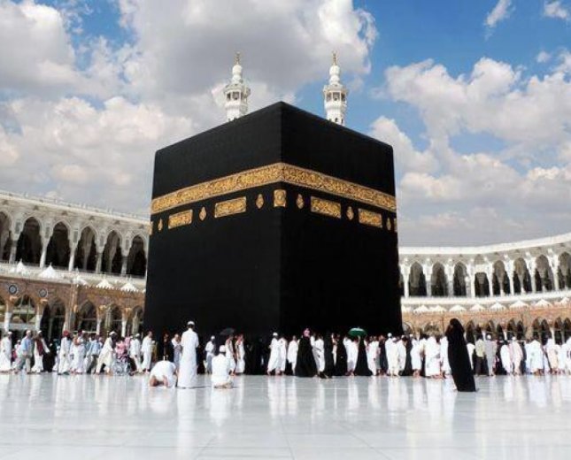 Həcc ziyarətinin qiyməti açıqlandı -  Sabahdan sənəd qəbuluna başlanılır