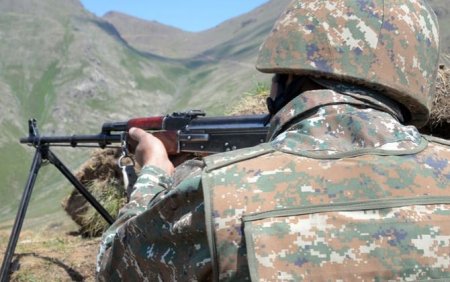 Ermənilərin 60%-i Azərbaycana qarşı silahlanmağı zəruri hesab edir - RƏY SORĞUSU