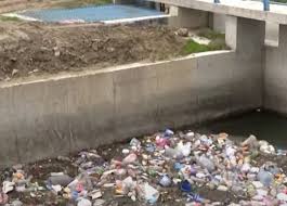 Binə qəsəbəsində xoşagəlməz mənzərə: Üfunət hökm sürür 