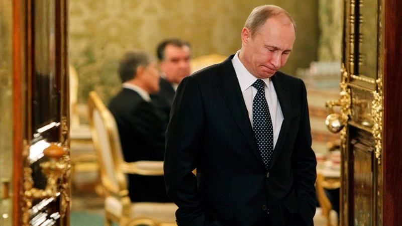Putinin istefası tələb edilir - Deputatlar petisiya imzalamağa başladı