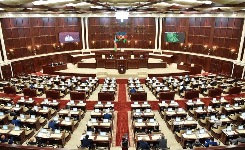 Parlament Prezident və xanımına təbrik məktubu göndərdi