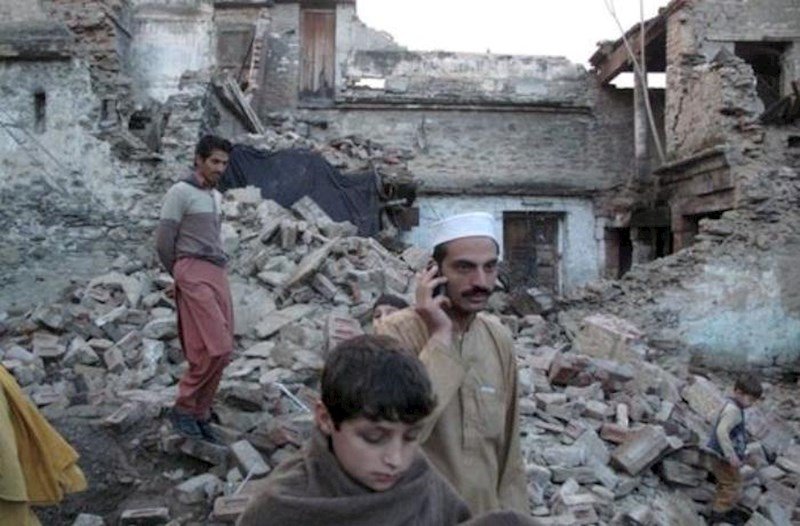 Bu, deprem değil, saldırı! – Türk yazardan ŞOK