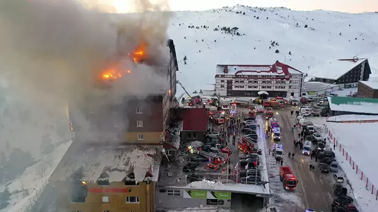 Türkiyədə xizəkçilik kurortunda yanğın - 10 ölü, 31 yaralı