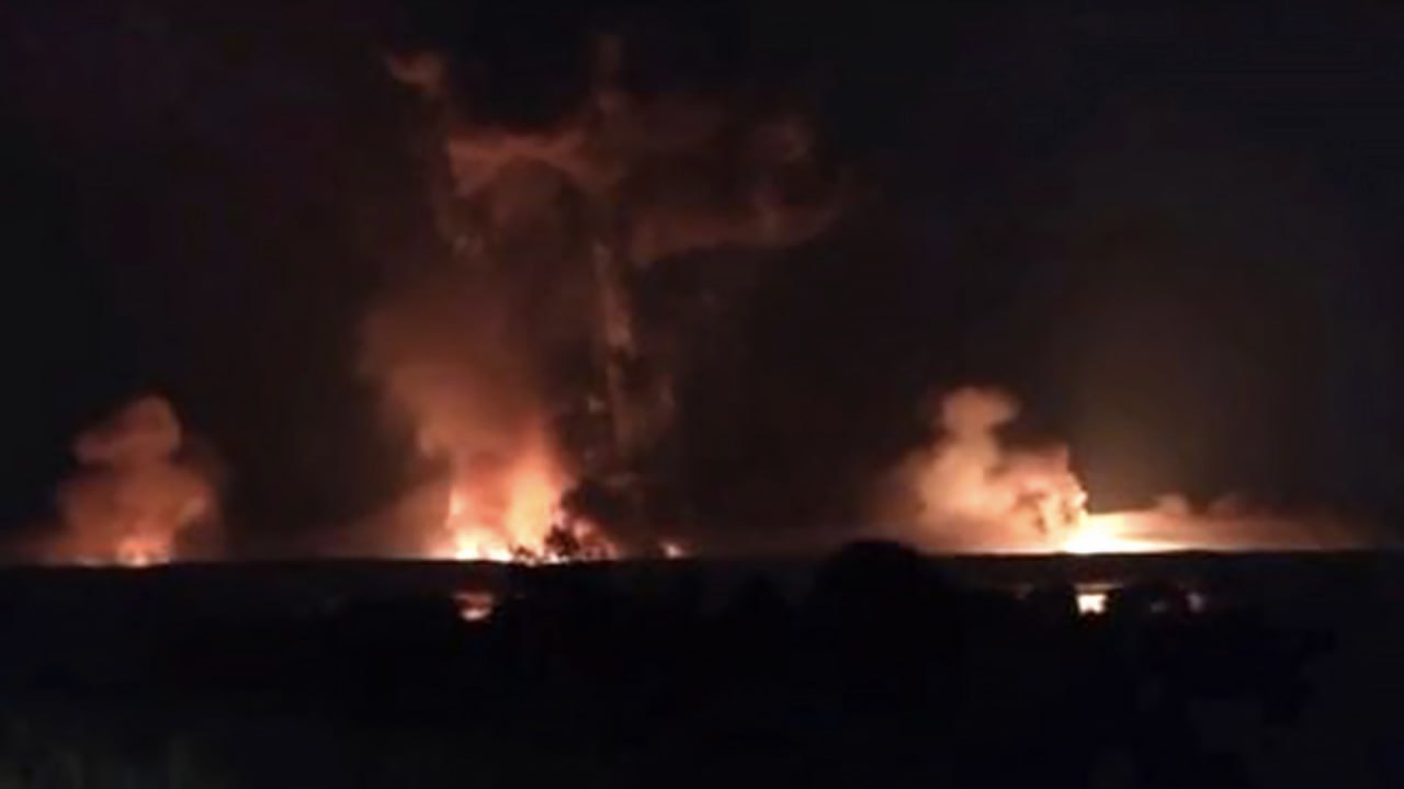 Ukrayna Bryansk vilayətində hərbi arsenala hücum edib