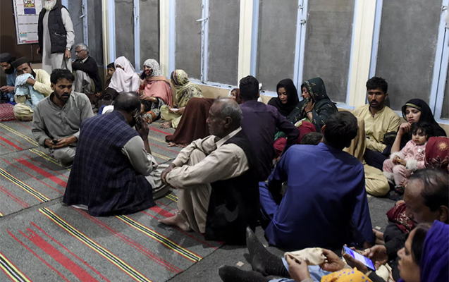 Pakistanda 450 girovdan 155-i azad edildi - Fotolar