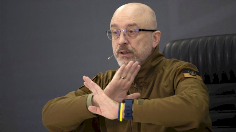 Ukraynanın müdafiə naziri istefa verdi 